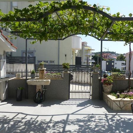 Apartments Marija Трогір Екстер'єр фото