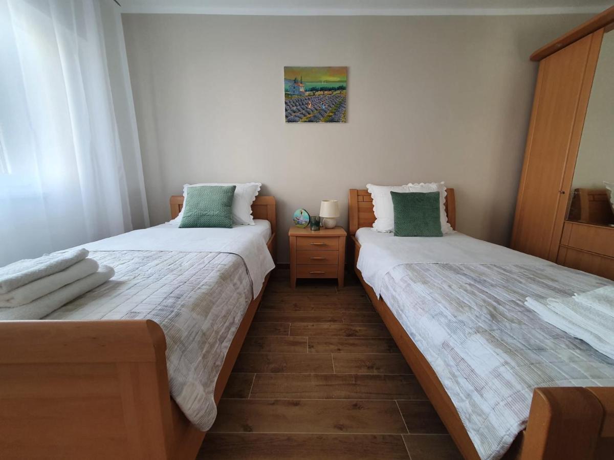 Apartments Marija Трогір Екстер'єр фото