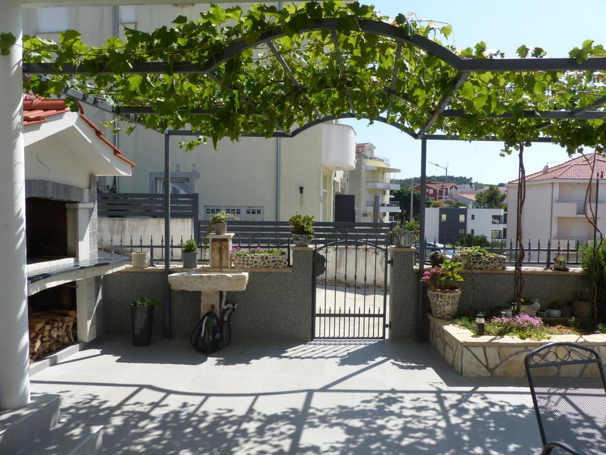 Apartments Marija Трогір Екстер'єр фото